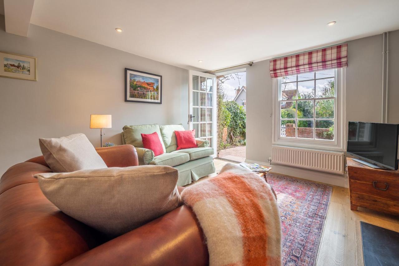 Adorable Cottage With A Log Burner In Heavenly Village - Constable Lodge Nayland 外观 照片