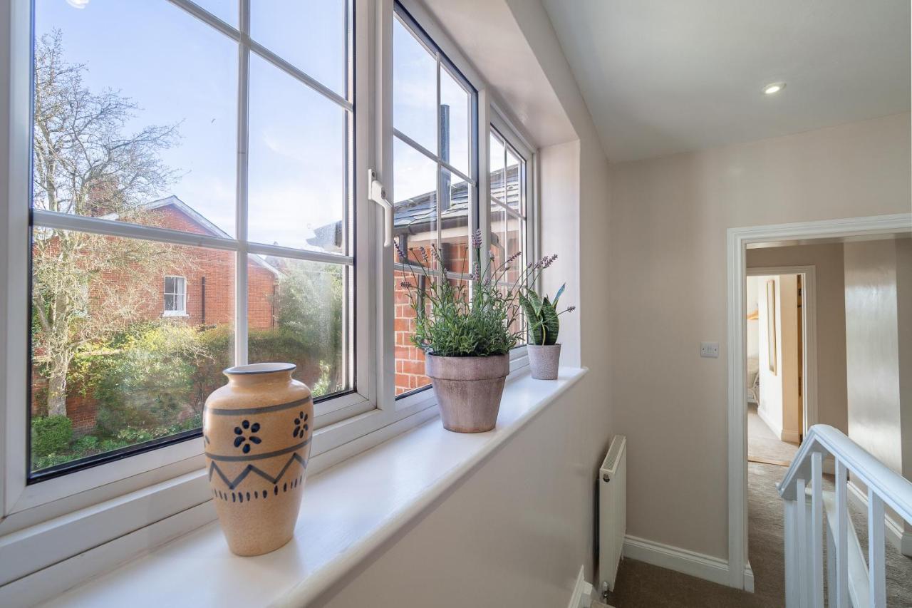 Adorable Cottage With A Log Burner In Heavenly Village - Constable Lodge Nayland 外观 照片