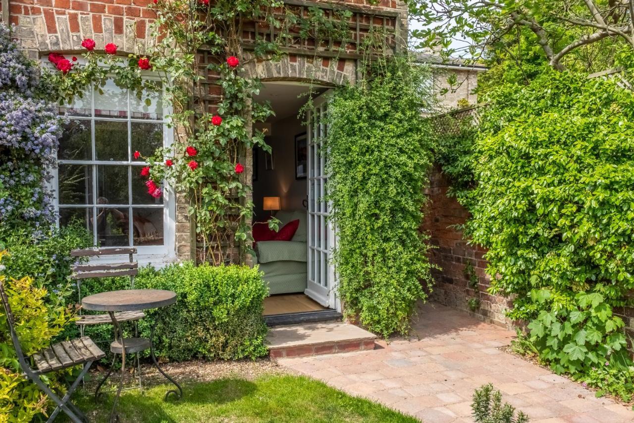 Adorable Cottage With A Log Burner In Heavenly Village - Constable Lodge Nayland 外观 照片
